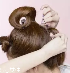 马尾怎么扎显脸小？马尾位置越高越精神