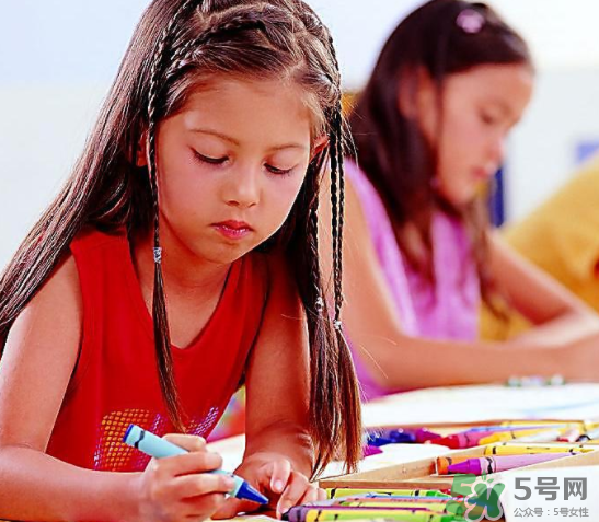 孩子学才艺的最佳年龄 孩子几岁学才艺最好？